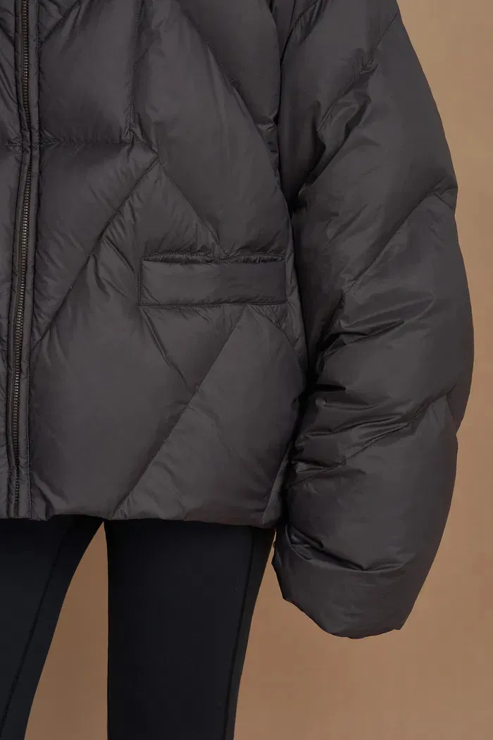 Beth Water-Repellent Quilted Duck Down Puffer Coat in Ultra-Light Fabric